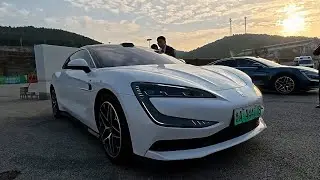 BYD Yangwang U7 slalom and moose test — exceptional chassis stability