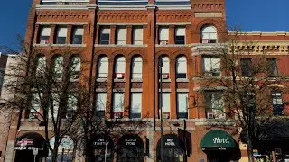 The Met Hotel, New Westminster, Canada | Best Travel Plan