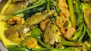 মশলা ছাড়াই অন্য স্বাদে পালংশাকের গোড়া দিয়ে খোলসেমাছ রেসিপি।Fish soup with spinach।Bengali food।
