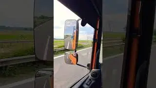 ЧИЛ НА АВТОБАНЕ ГЕРМАНИИ🤤🤤🤤#грузовичок #automobile #трактор #германия #автобан #музыка