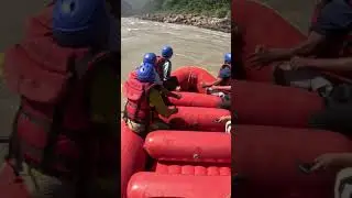 rishikesh me river rafting 😳😁
