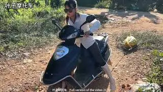 16期 A motorcycle carrying a heavy load got stuck on a slope