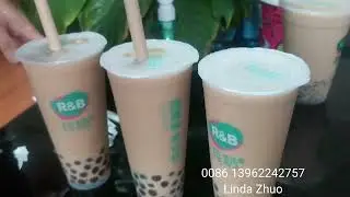 How to insert a paper straw into a milk tea cup