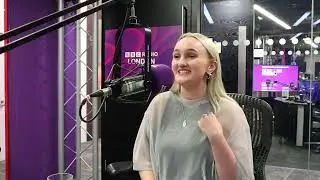Millie Gooch Chats with Amelia Poamz