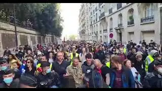 No Vaccine Passport protest in France, the police joined in and marched