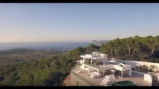 Stunning luxury Villa with 180&deg; panoramic sea view in Ibiza (1)