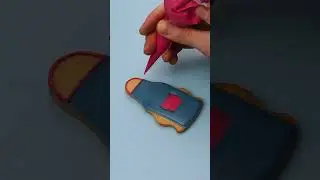 Apron Biscuit Icing | Hand-Iced Cookies #cookies #cookieart #icing #icingcookies