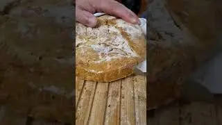the first slice of a #semolina durum wheat #homemade #bread with #kenwood #bm450 #breadmachine #Asmr