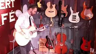Sirens - Weekend Lover (live at Covert Cafe)