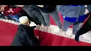 Safo ko me kaise khade hona chahiye...Safo ki durustgi kamil namaz ki ek daleel he