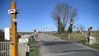 Spoorwegovergang Belloy-en-France (F) // Railroad crossing // Passage &agrave; niveau