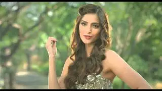 Harsh Naagar wid Sonam Kapoor in Snickers TV Commercial ...