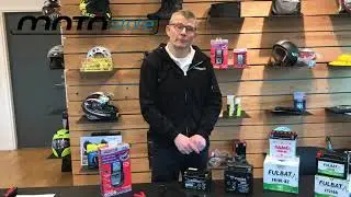Poul fra Motostore fort&aelig;ller om MC- batteriet