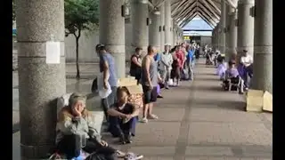 【台北】台北車站 / 上班族 . 學生 . 觀光客 . 移工 . 無家者 / 和諧的共譜成一幅代表時代的畫面