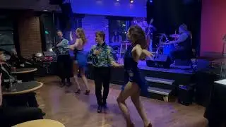 Rachel Therrien & Salsa Caliente at The Coda!