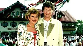 Marianne & Michael - Kuscheln erlaubt