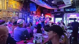 10-26-25 at Tootsie's Orchid Lounge in Nasheville