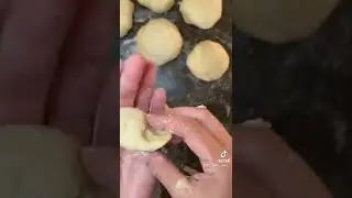 Niffler Rolls Recipe from Fantastic Beasts and Where to Find Them
