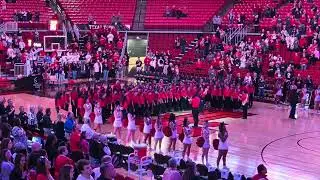 Marshall 6th Grade Academy singing National Anthem January 2026