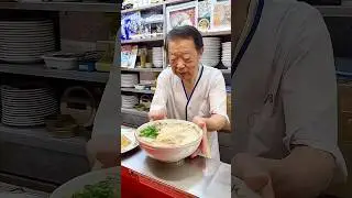 75 yo Grandpa&rsquo;s Traditional Ramen Shop in Japan