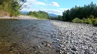 Trois amis au bord de l'eau (pêche de la truite au toc)