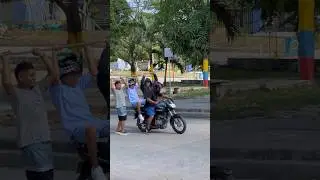 La carrera falsa 🏍️🤣