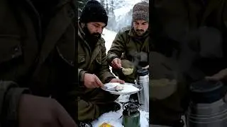 How Indian Army Soldiers Eat Food in Manali | Fauji Life in Snow Mountains 🇮🇳