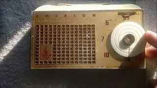 1955 Emerson 838 Vacuum Tube & Transistor AM radio