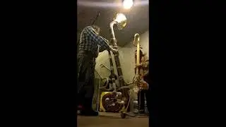 Magic Flying Triangle Monkeys - Stairwell Session