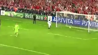 Manuel Neuer schie&szlig;t Elfmetertor im Finale bei Bayern vs.Chealse