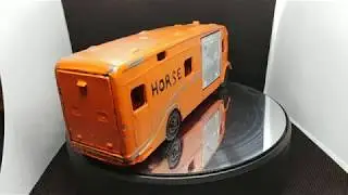 Ящик для лошадок DINKY TOYS, № 981, 1955/1961. Полная реставрация.
