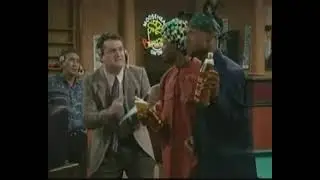 The Wayans Bros 3x04 - Marlon & Shawn sabotage the new JOB commercial