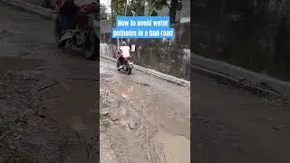 How to avoid water potholes in a bad road #viralreels #travel #bhartideepakvlogs #bike #viral