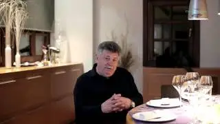Ο Λευτέρης Λαζάρου στο Κτήμα Γεροβασιλείου | Πορτρέτο