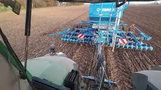 Winter wheat drilling with Fendt 828 +Lemken Solitair (*Cabview*) 