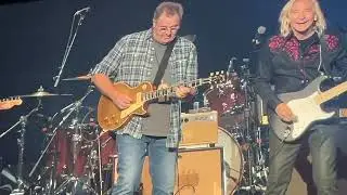 Joe Walsh joins Vince Gill & Chris Holt on some classic 