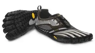 Vibram Spyridon LS - Walking up a slippery grass slope