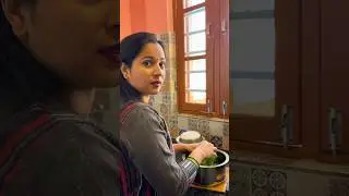Dudh Pitha Recipe 🤩🤩🤩। Makar Sakranti Special #shorts #youtubeshorts #sakshikitchen #food