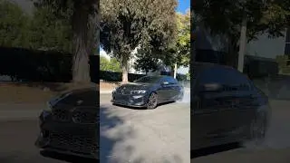 M340i doing wide donuts #bmw #sliding #m3 #drifting