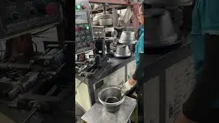 Automatic trimming and trimming process of barbecue pot  #machine #factory #processing #automobile
