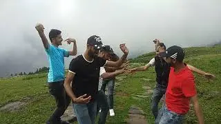Pink palazo nati at chanshal peak