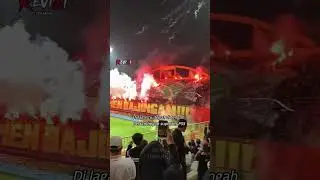 Cara berkelas suporter PSS Sleman melakukan protes