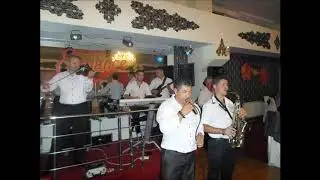 Radu Ilies - De-oi muri m or pune-n groapa LIVE 2014