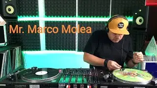 Su VINILE23
