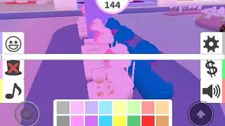 Playing Fashion famous/first video/peachy gamer