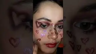 heart freckles & negative space ;))💞 #creativemakeup #boldmakeup #cutemakeuplook #makeuptutorial
