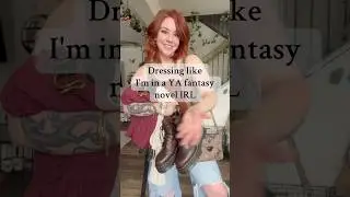 How I always want to dress🖤 #fantasyfashion #yabooks #fantasybooktok #cottagecorefashion #maxiskirt