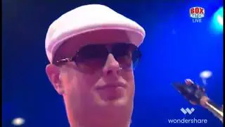 (Hilariously bad) Born in the USA - Saxophone Rendition from David Price V Tony Thompson II