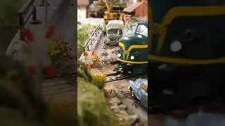 M&auml;rklin NOHAB der SNCB (M&auml;rklin 39678) dieselt gem&uuml;tlich &uuml;ber die Anlage
