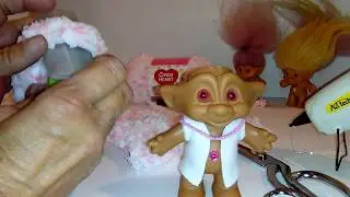 Troll Doll Hair Replacement with Yarn DIY EASY Yarn Wig Tutorial
